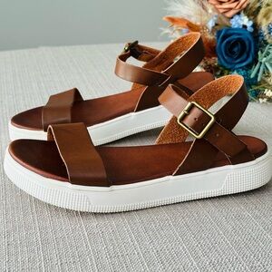 Women’s Altar'd State Athleisure Leather Strap Sandals White Platform 8.5